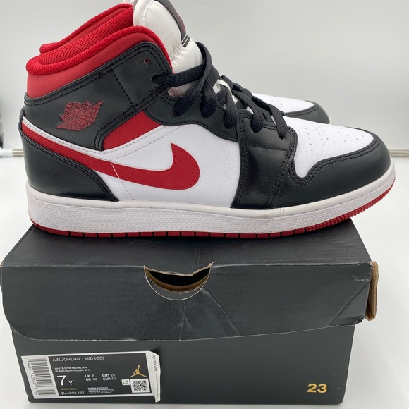 Jordan | Shoes | Nike Air Jordan Mid Gs White Gym Red Black Sneakers  Dj4695122 Size 7y | Poshmark